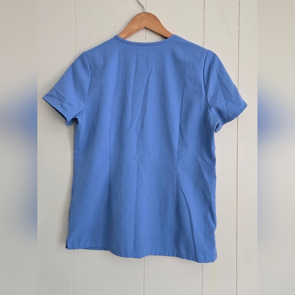 Figs Classic Blue V-Neck Scrub Top -Size S - Picture 5 of 5